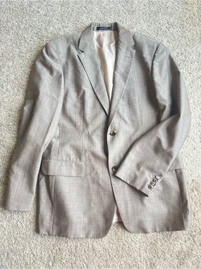 Hugo Boss Light Gray Men's Single-Breasted Blazer. Size L
